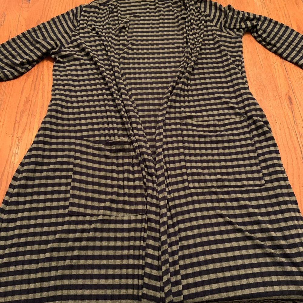 LulaRoe Sarah cardigan